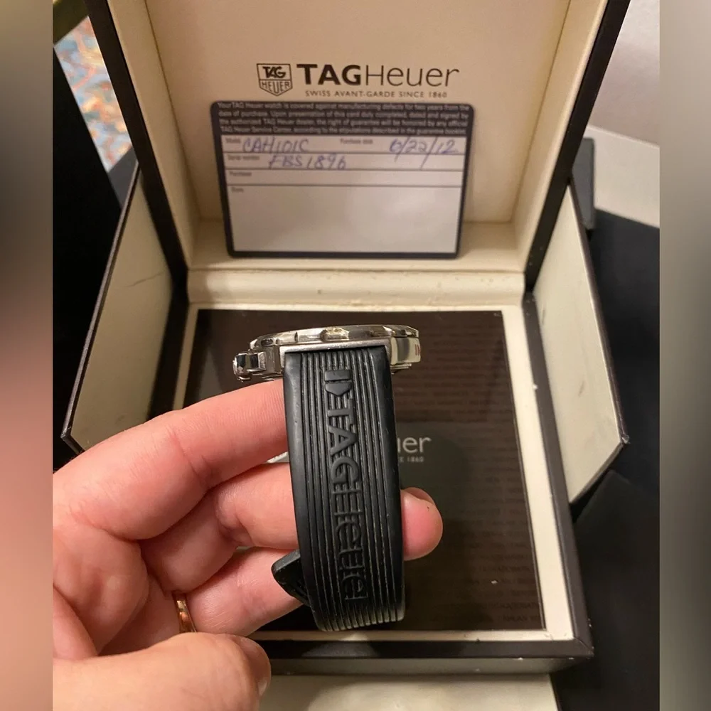 Tag pre owned